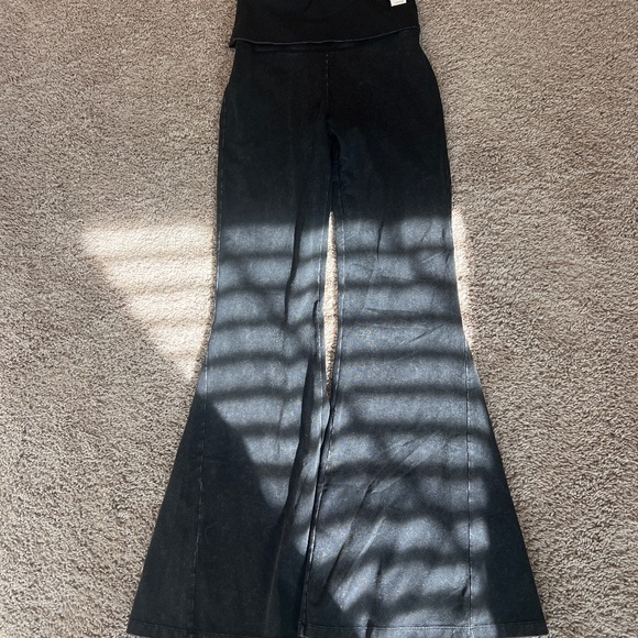 Aerie Super Flare Pants - Picture 1 of 2